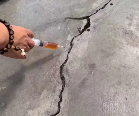 蓬溪混凝土裂缝修补技术详解​